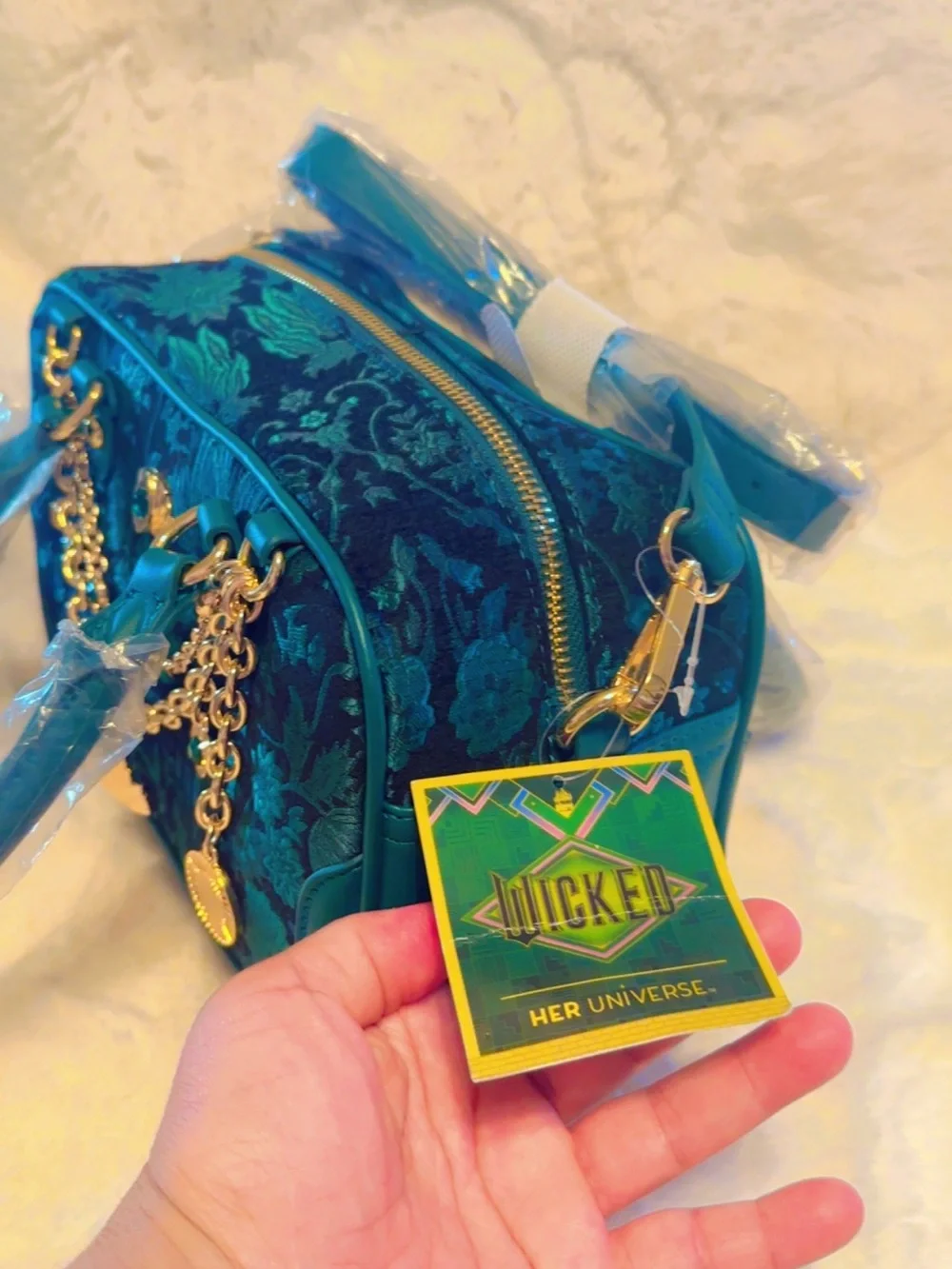HER UNIVERSE Wicked Oz Green Floral Brocade Purse With Crossbody Strap NEW